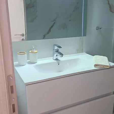 Olivia's House Дом отдыха *